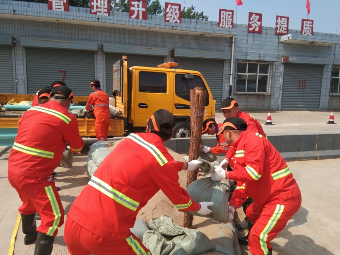 邯郸南养护工区防汛应急演练 作者：王子勇