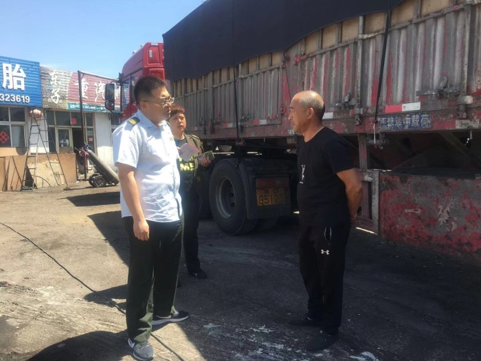 宣化收费站至周边国道进行调研.