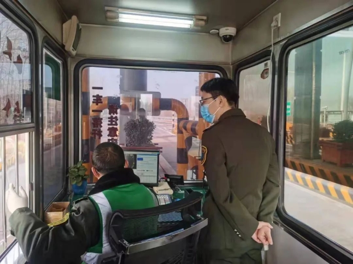 C:\Users\gyz\Desktop\9