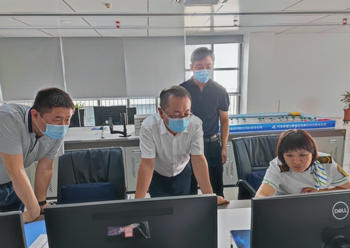石安分公司领导督导疫情防控和保通保畅工作