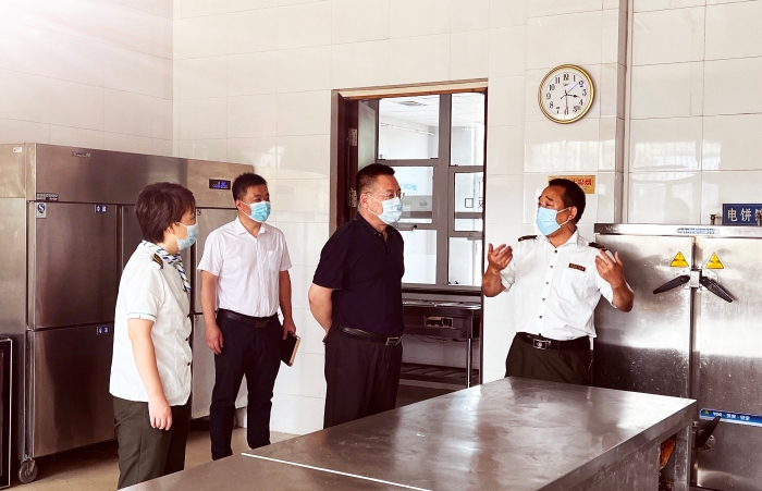 崔士伟到石安分公司督导检查