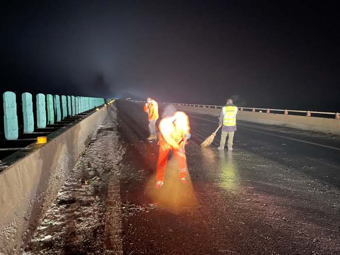 e92fee0d0e847b0874246983a0bbf98