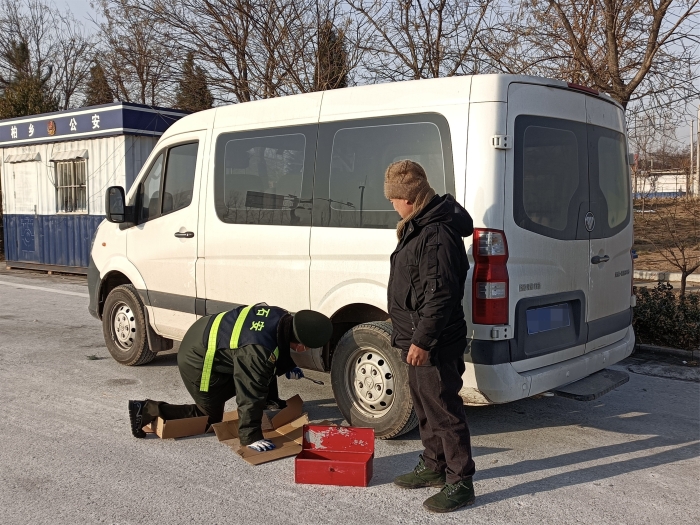 石安分公司顺利完成春节假期保通保畅工作 (2)