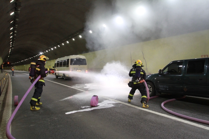 60d7bbc5dcb10d954d50035e4be57bd