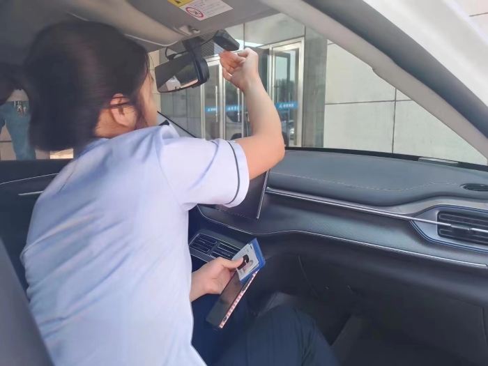 62af22526184d2790b59d9fcba77355