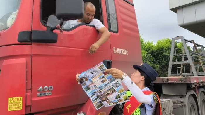 d:\Users\Administrator\Desktop\8.13\ccc