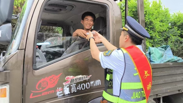 d:\Users\Administrator\Desktop\8.13\ddd