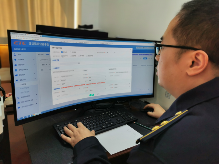 f219bc8155bb0caddb2a7fae5774c84