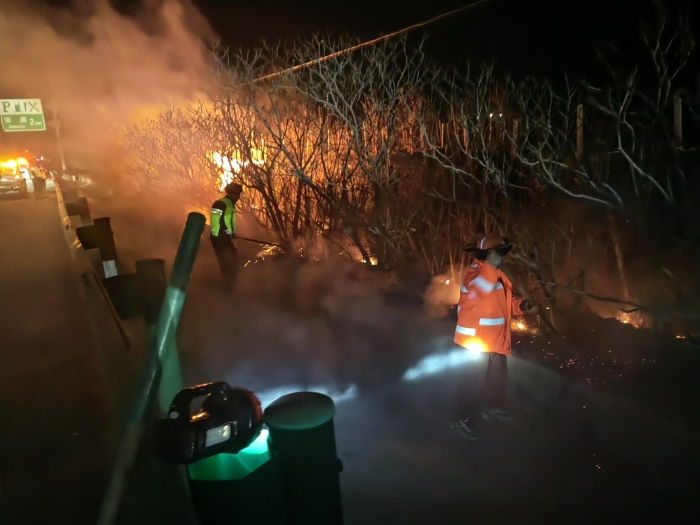 张家口分中心涿鹿养护队：橙色之光闪耀高速，逆行而上显担当5