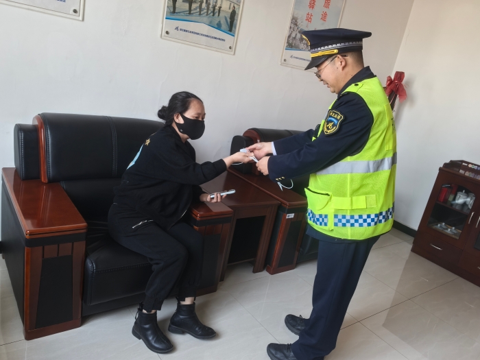 b3d15a71a0a40e57e7f2bd8d17c8132