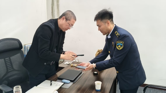 d:\Users\Administrator\Desktop\4.16\899ddec0e2e0dbbe5a8e25bf21c9893