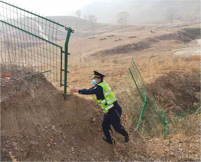 2承德支队大滩大队排查隐患