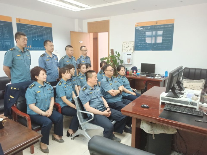 2E596225F093E3F2C1FE45952AC4134A