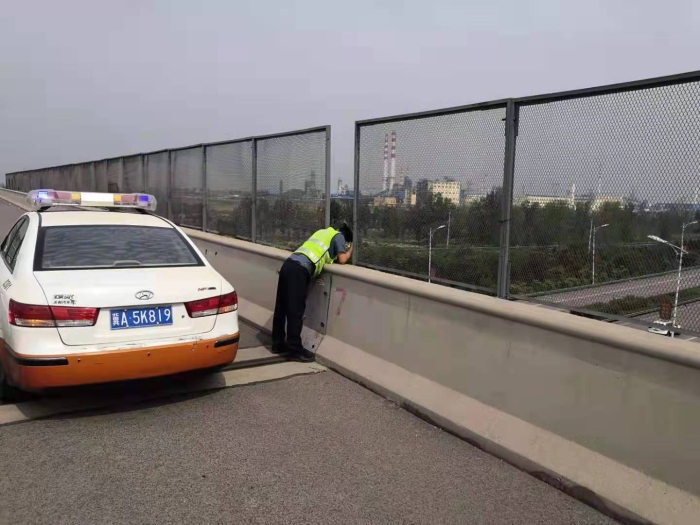 1472d5cf762bde853176b26eb012198