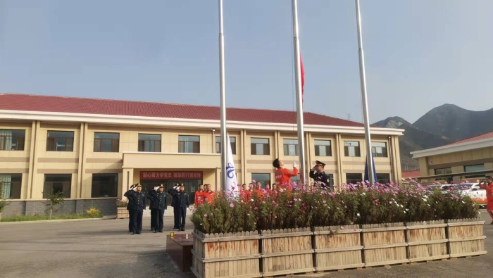 da4b028e27787cc28f701561b940a8d