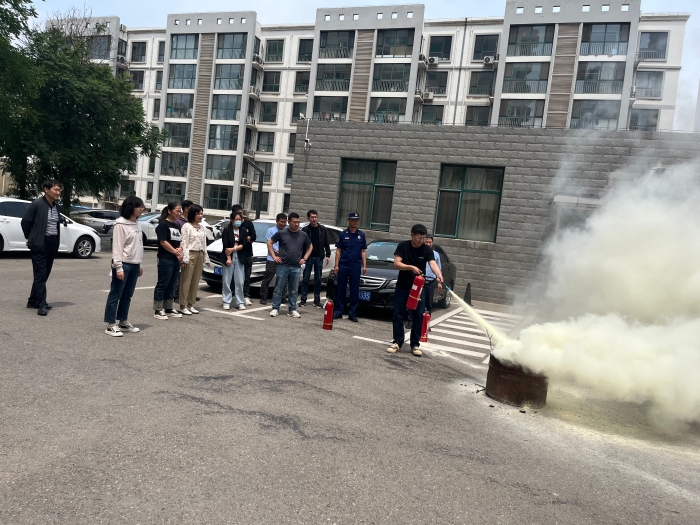 8e9ff0df1d0a02c983d8b9c066390fd