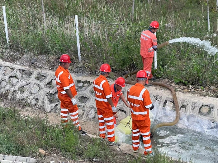 1824d5ff354d437abcc745fdd6e2caf