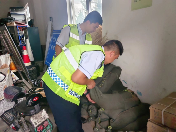 2fac0df17f8a7c559ef6d826f2cc1b6