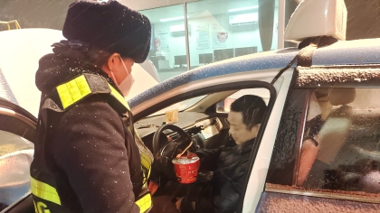 F:\00.分公司季度检查\2025年\02.办公室\宣传\1月份\扫雪4